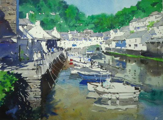 Polperro Harbour, view into the harbour